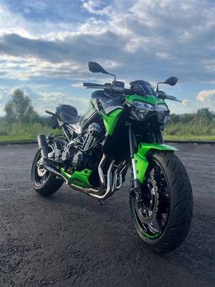 KAWASAKI Z900 